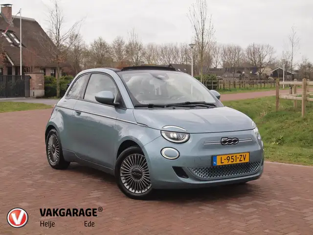 Fiat 500C Icon 42 kWh | Cabrio | Camera | Apple Carplay | Cr