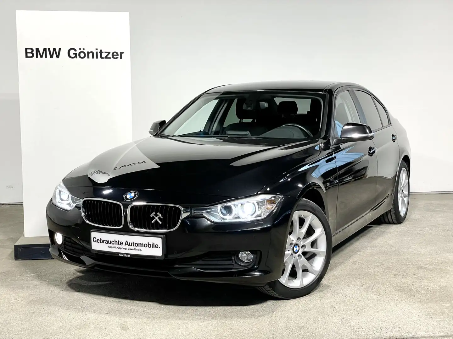 BMW 318 318d xDrive Schwarz - 1