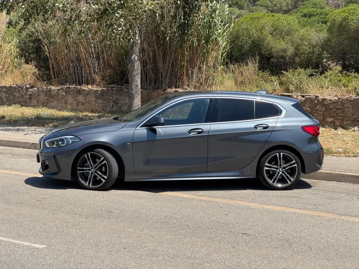 BMW 118 118dA M Sport Gris - 2