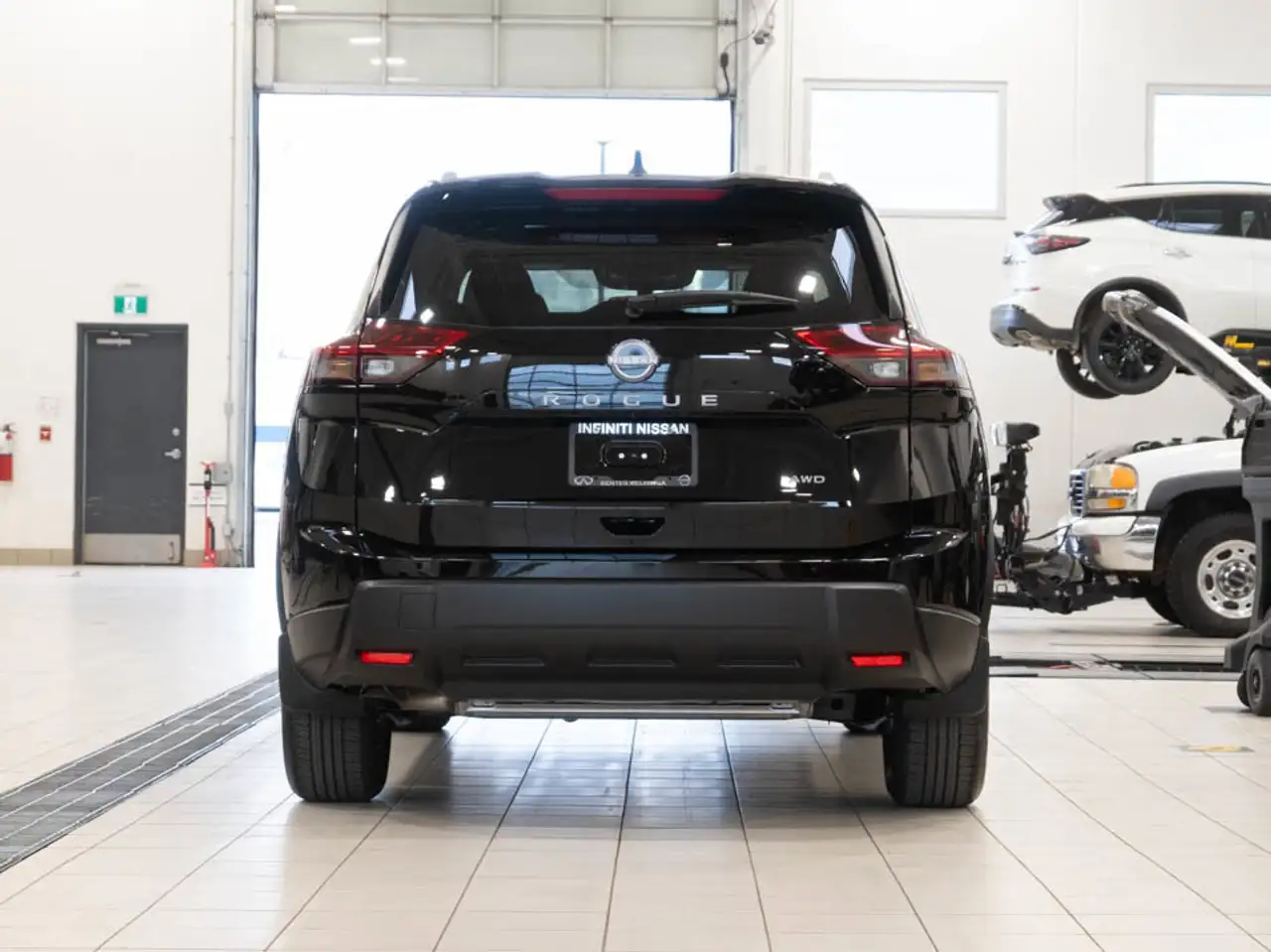 Nissan Rogue снимка Nissan Rogue