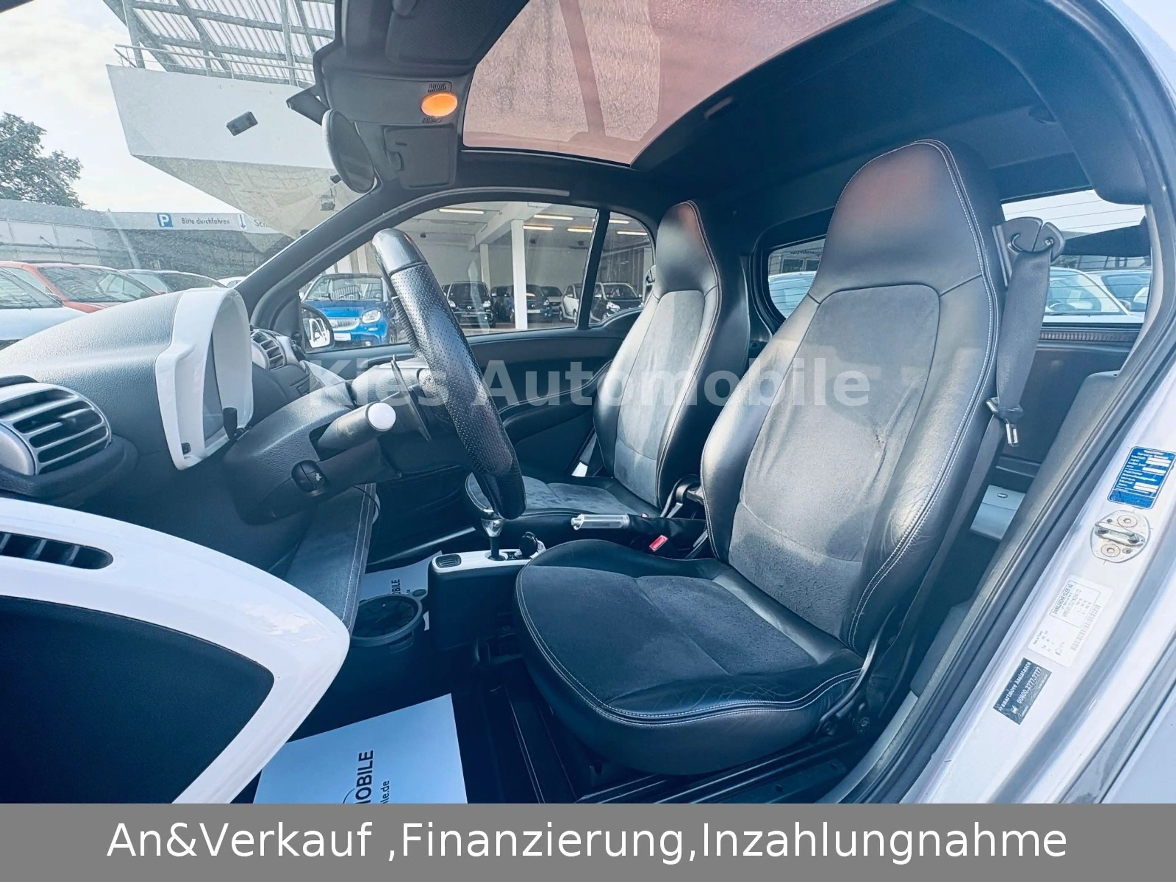 smart forTwo Pulse AUTOM/SITZH/PANO/KLIMA/LEDER/TÜV — photo 13