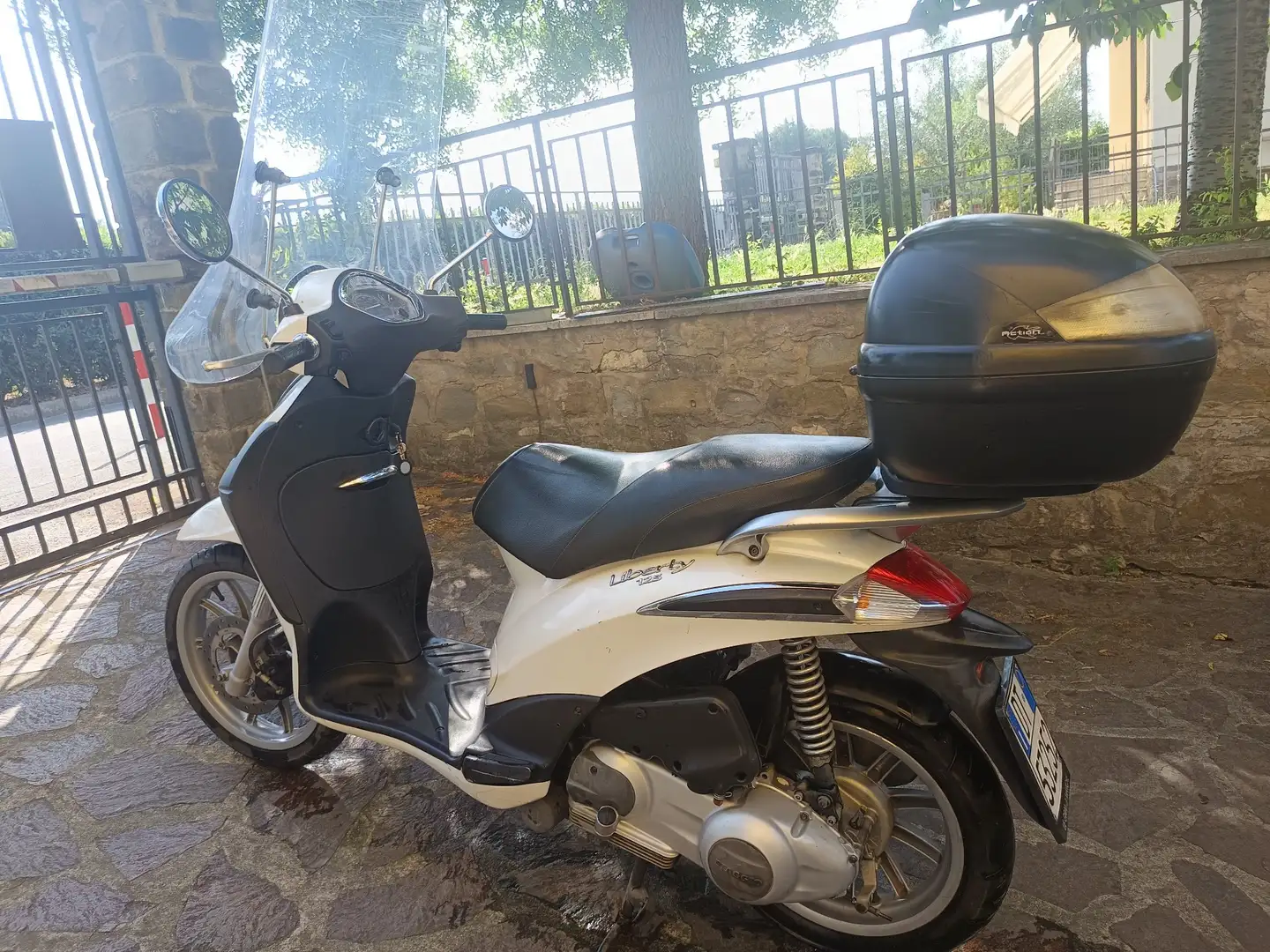 Piaggio Liberty 125 Bianco - 2