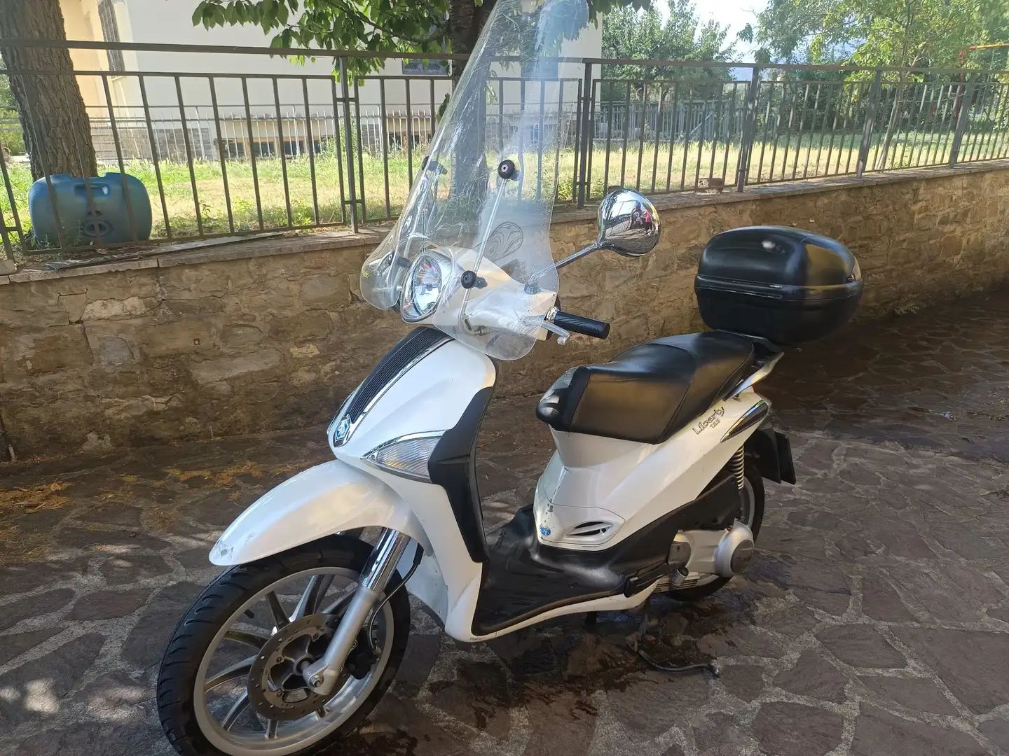 Piaggio Liberty 125 Bianco - 1