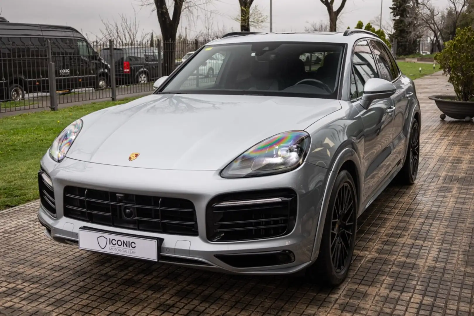 Porsche Cayenne GTS Gris - 2