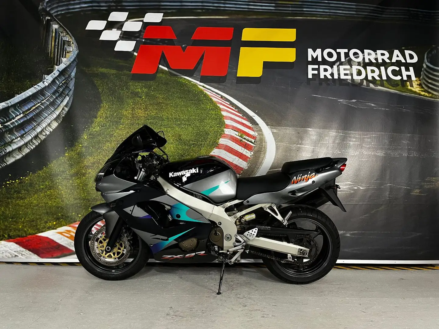 Kawasaki ZX9R NINJA [FRISCHE INSPEKTION] Gris - 2