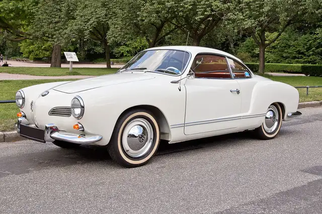 Volkswagen Karmann Ghia