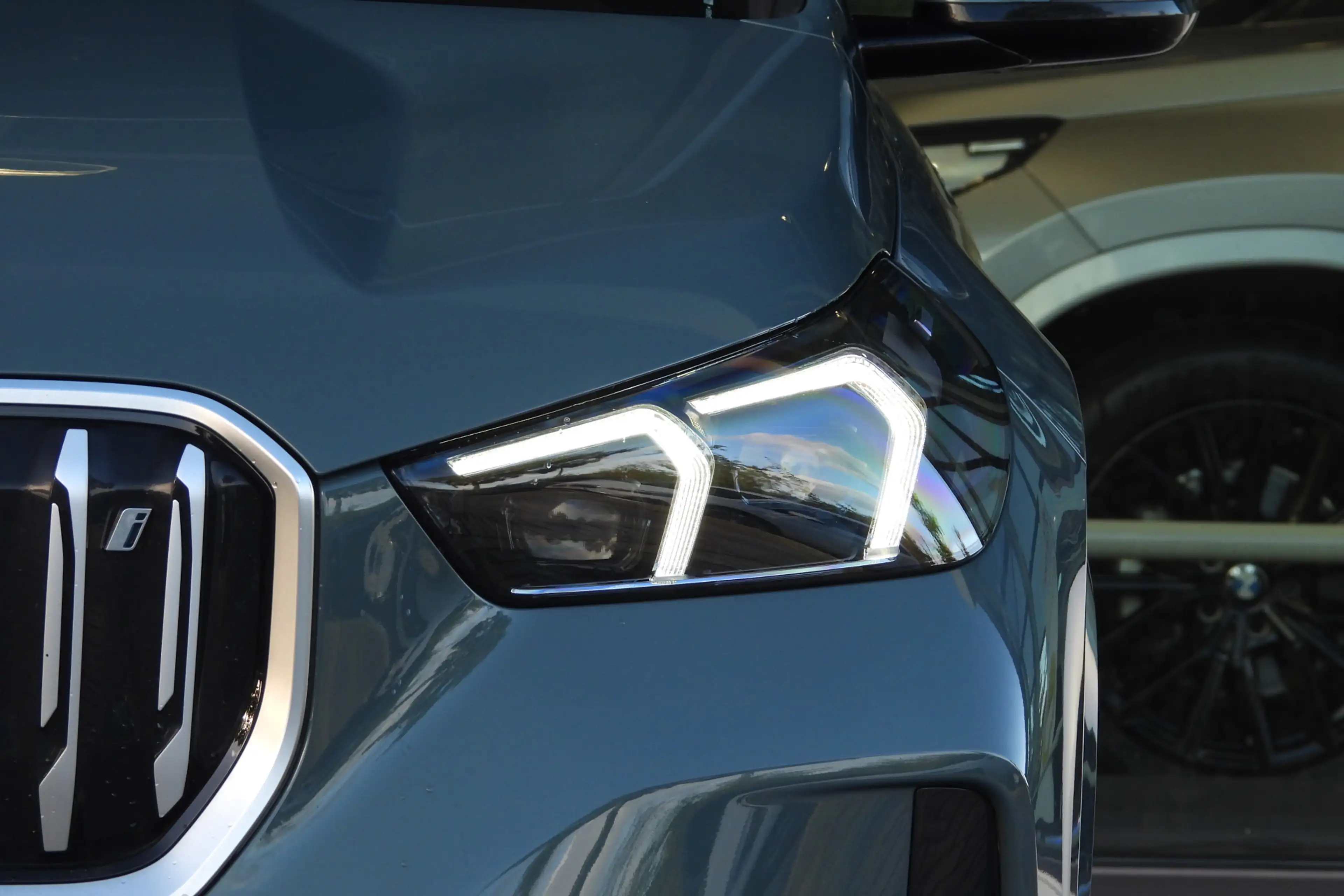 BMW iX1 xDrive30 M Sport / Sportstoelen / Comfort Access / — photo 9