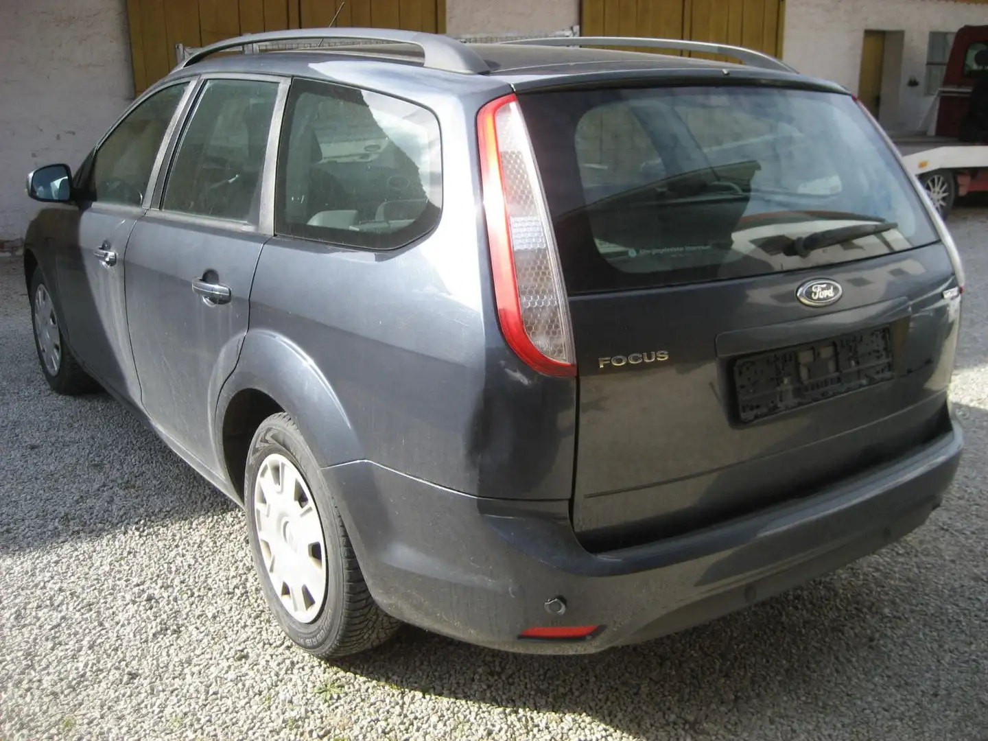 Ford Focus Turnier Concept Grau - 2