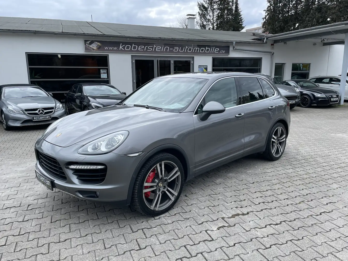 Porsche Cayenne Turbo*1.Hand,deutsch,Scheckheft,21´´ Alu Grijs - 1