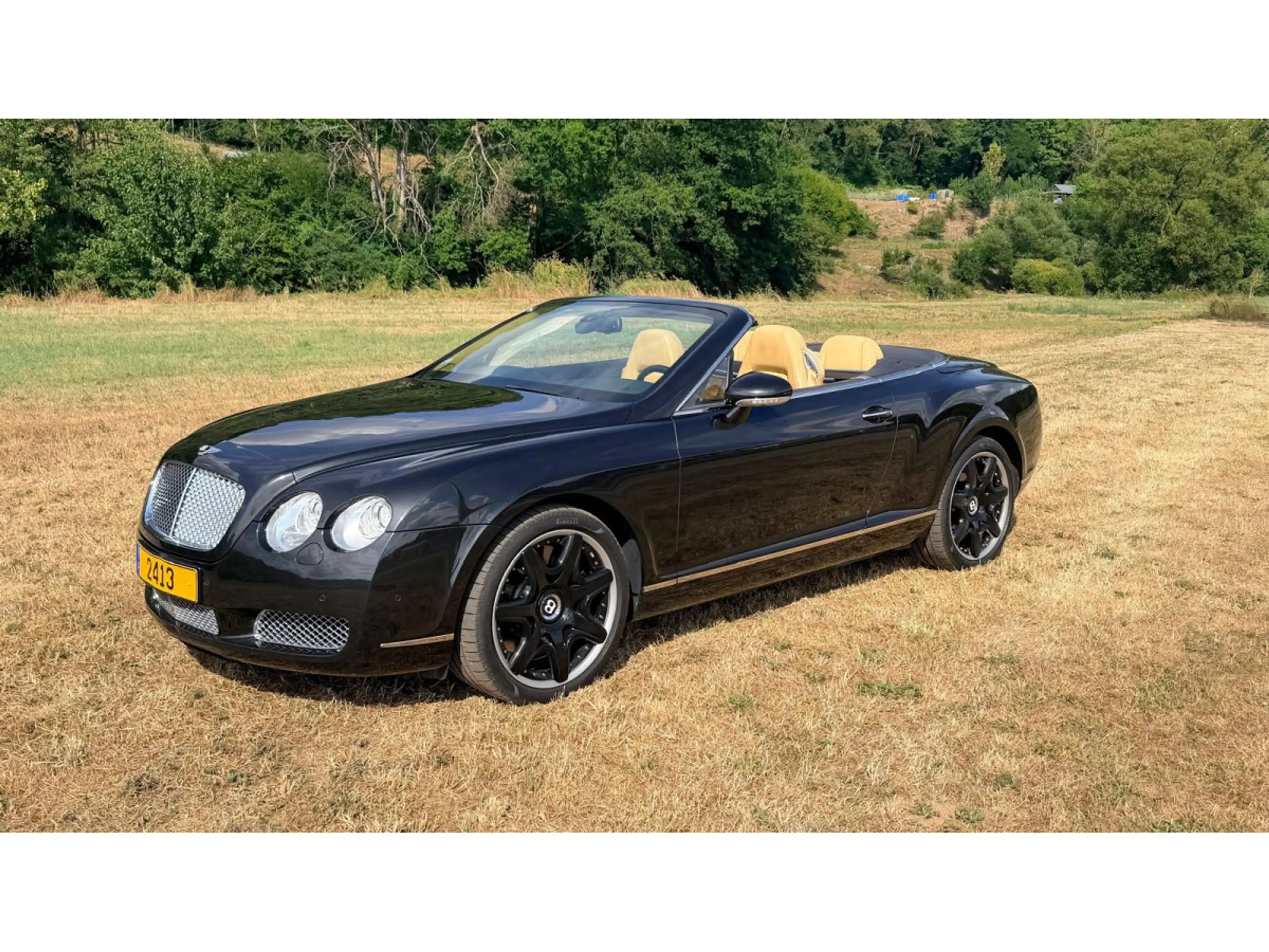 Bentley Continental GTC W12 6.0 Diamond Black