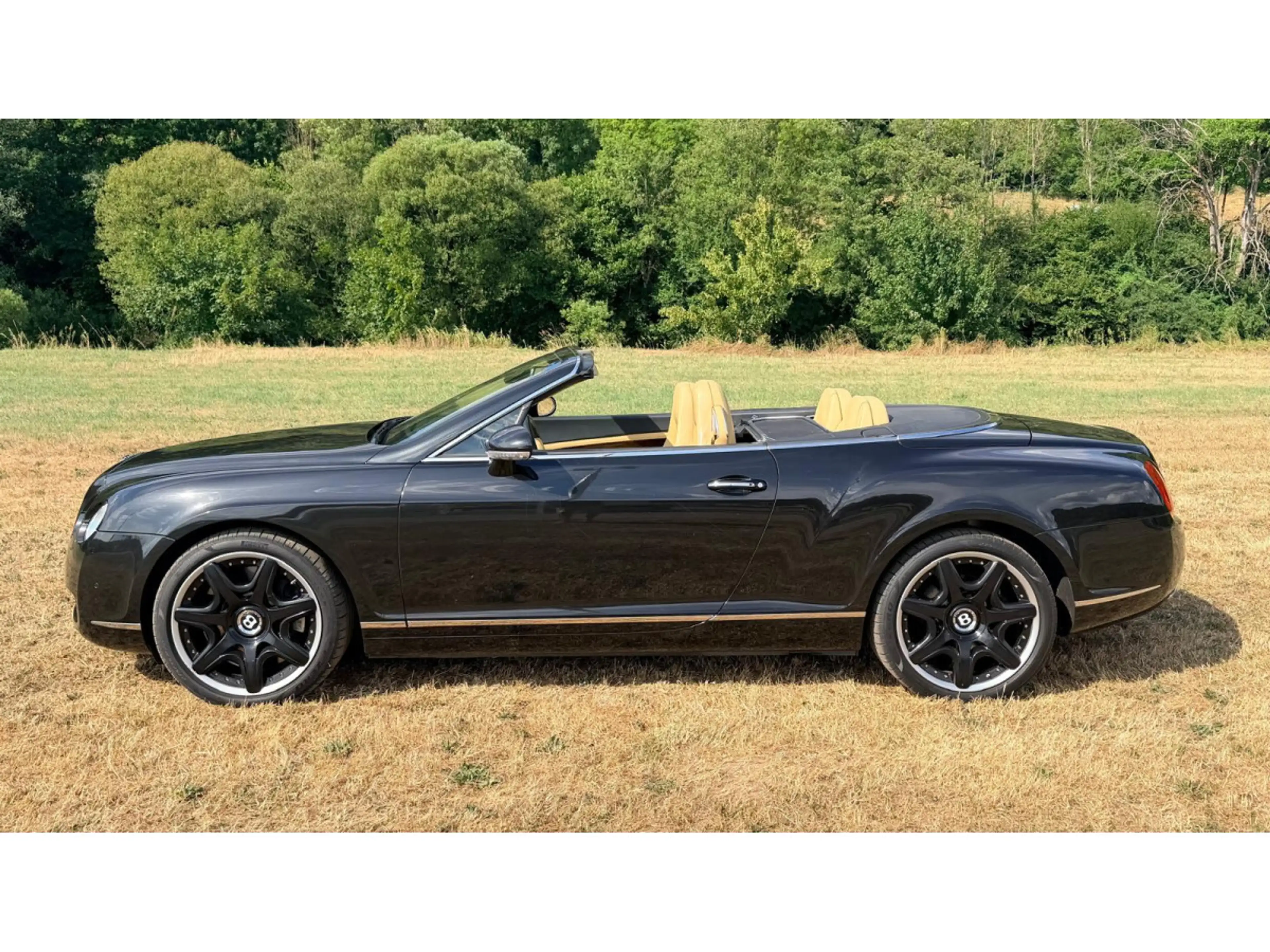 Bentley Continental GTC W12 6.0 Diamond Black — photo 3