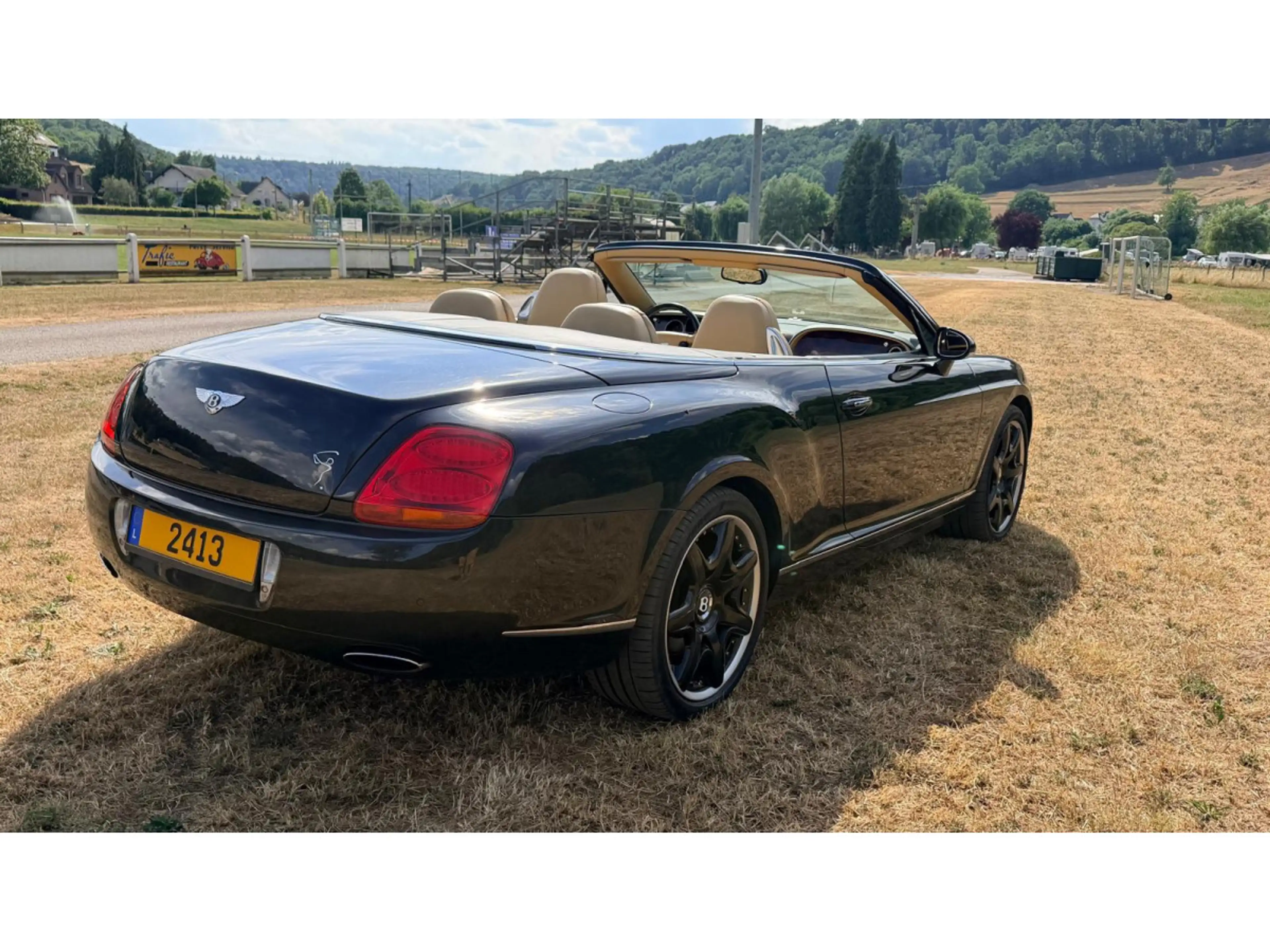 Bentley Continental GTC W12 6.0 Diamond Black — photo 6