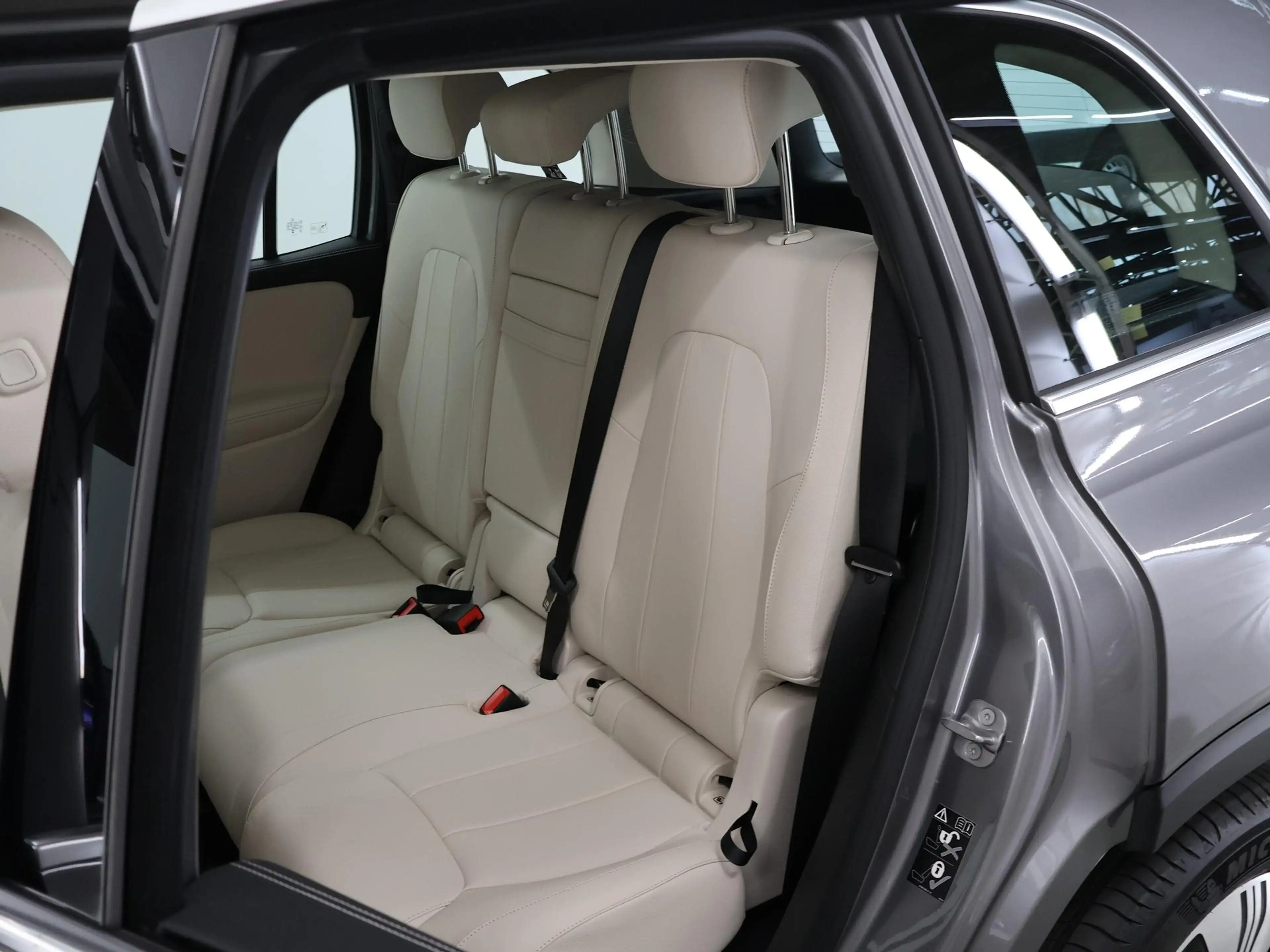 Mercedes-Benz EQB 300 4MATIC Luxury Line 67 kWh | Beige bekleding | Wint — photo 11