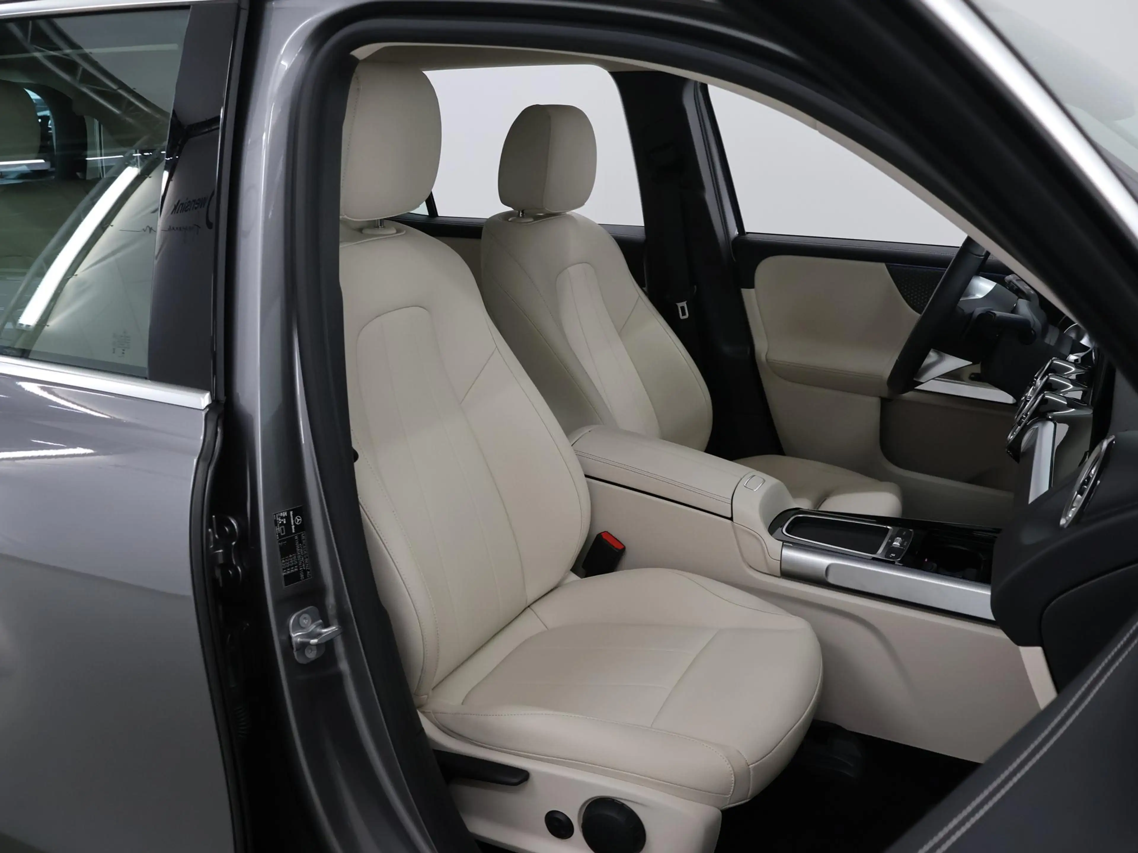 Mercedes-Benz EQB 300 4MATIC Luxury Line 67 kWh | Beige bekleding | Wint — photo 10