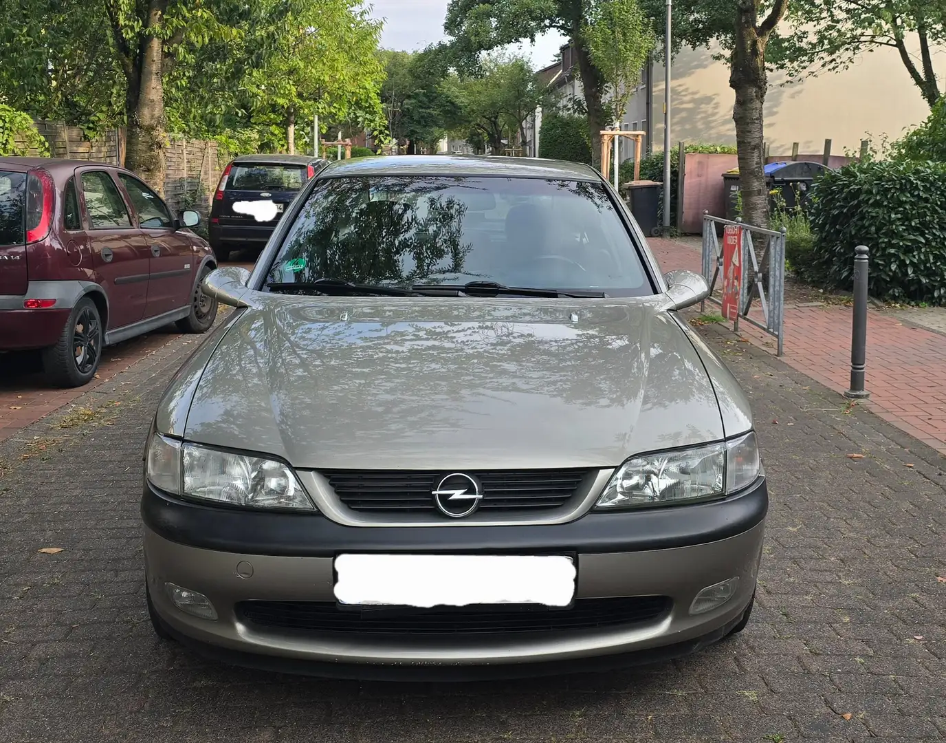 Opel Vectra Vectra 1.8 CD,Zahnriemen Neu. Szary - 1