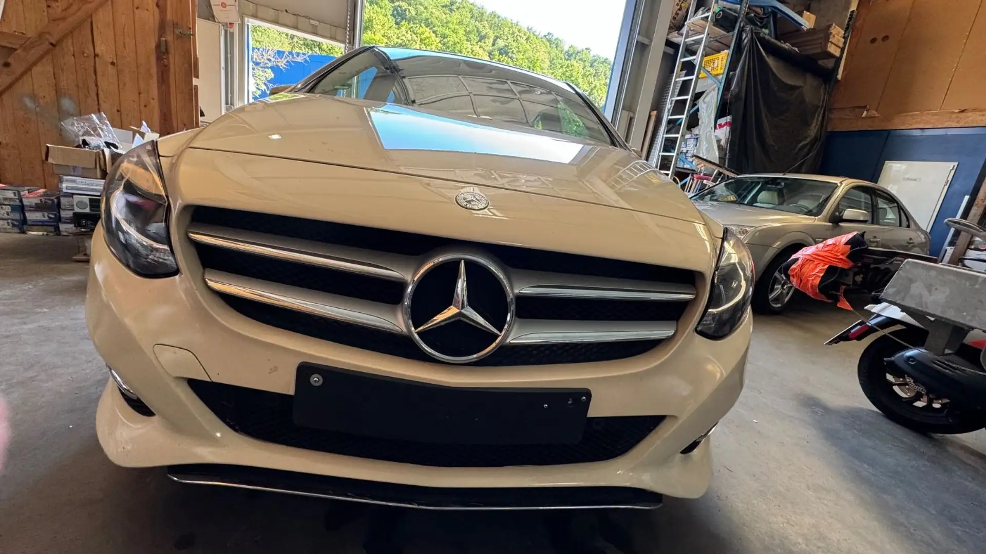 Mercedes-Benz B 200 CDI a-1.Hd.MwSt.HU11-25VollERST LESEN!!FP! Beige - 2