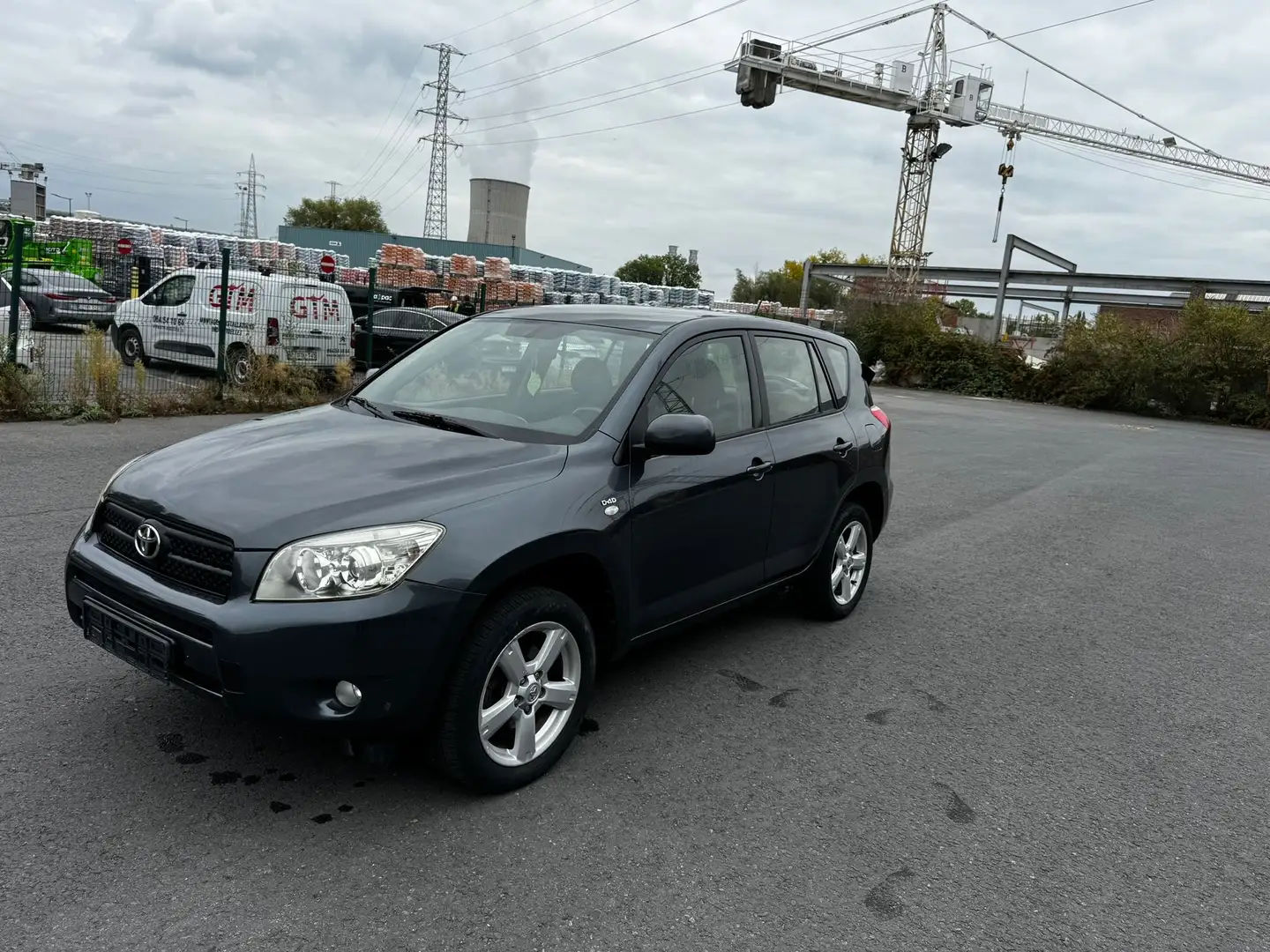 Toyota RAV 4 2.2 D-4D 16v VX Gris - 1