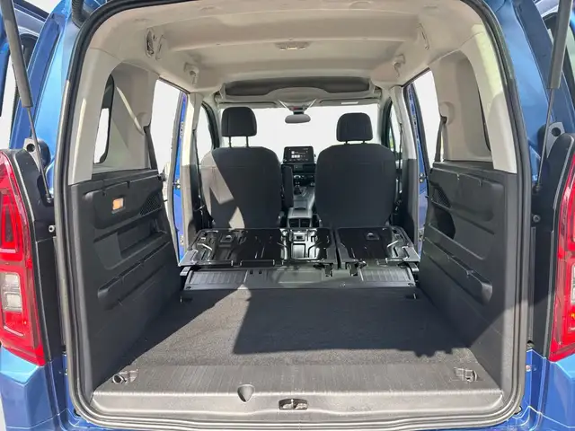 Opel Combo-E Life view 12