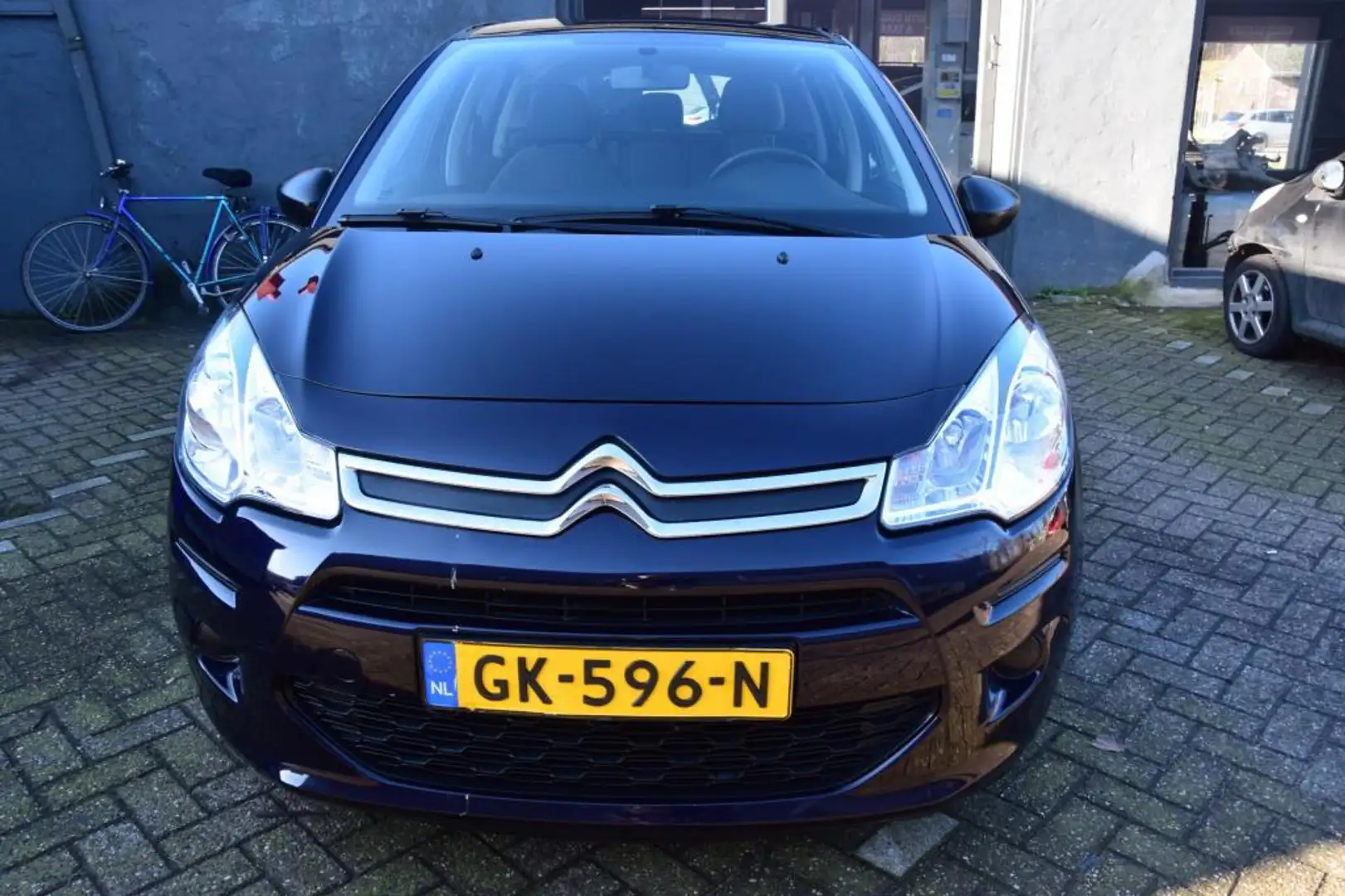 Citroen C3 1.0 PureTech Attraction nette c3 airco,elec.pakket Blauw - 2