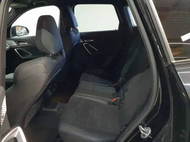 BMW X1 view 13