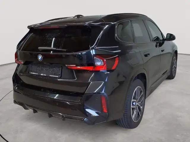 BMW X1 view 4