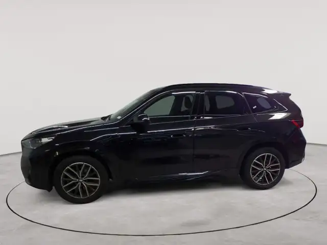 BMW X1 view 6
