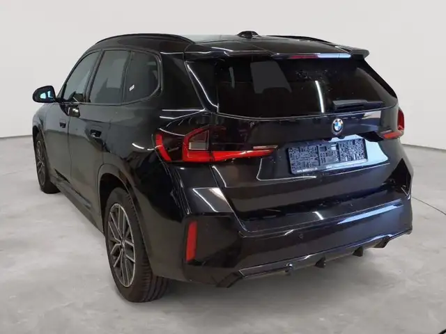 BMW X1 view 5