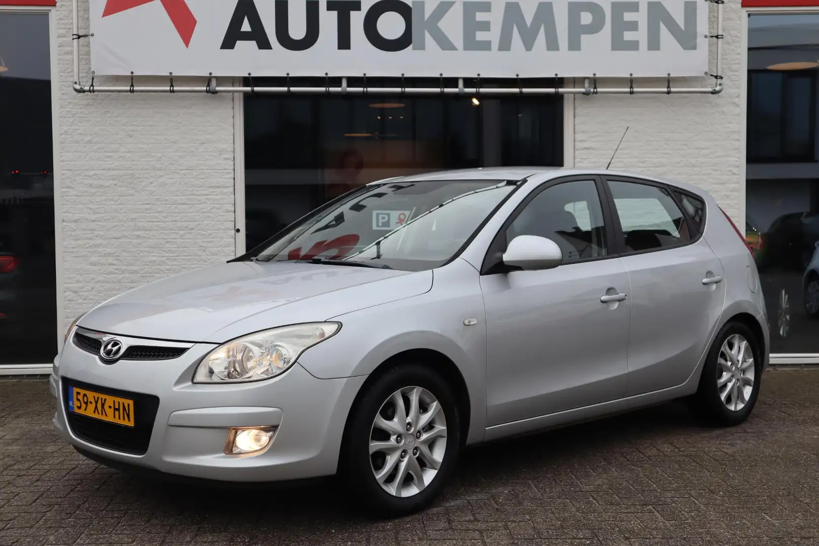 Hyundai i30 1.6i DYNAMIC LUXE NIEUWE APK|MOOIE AUTO Серый - 1