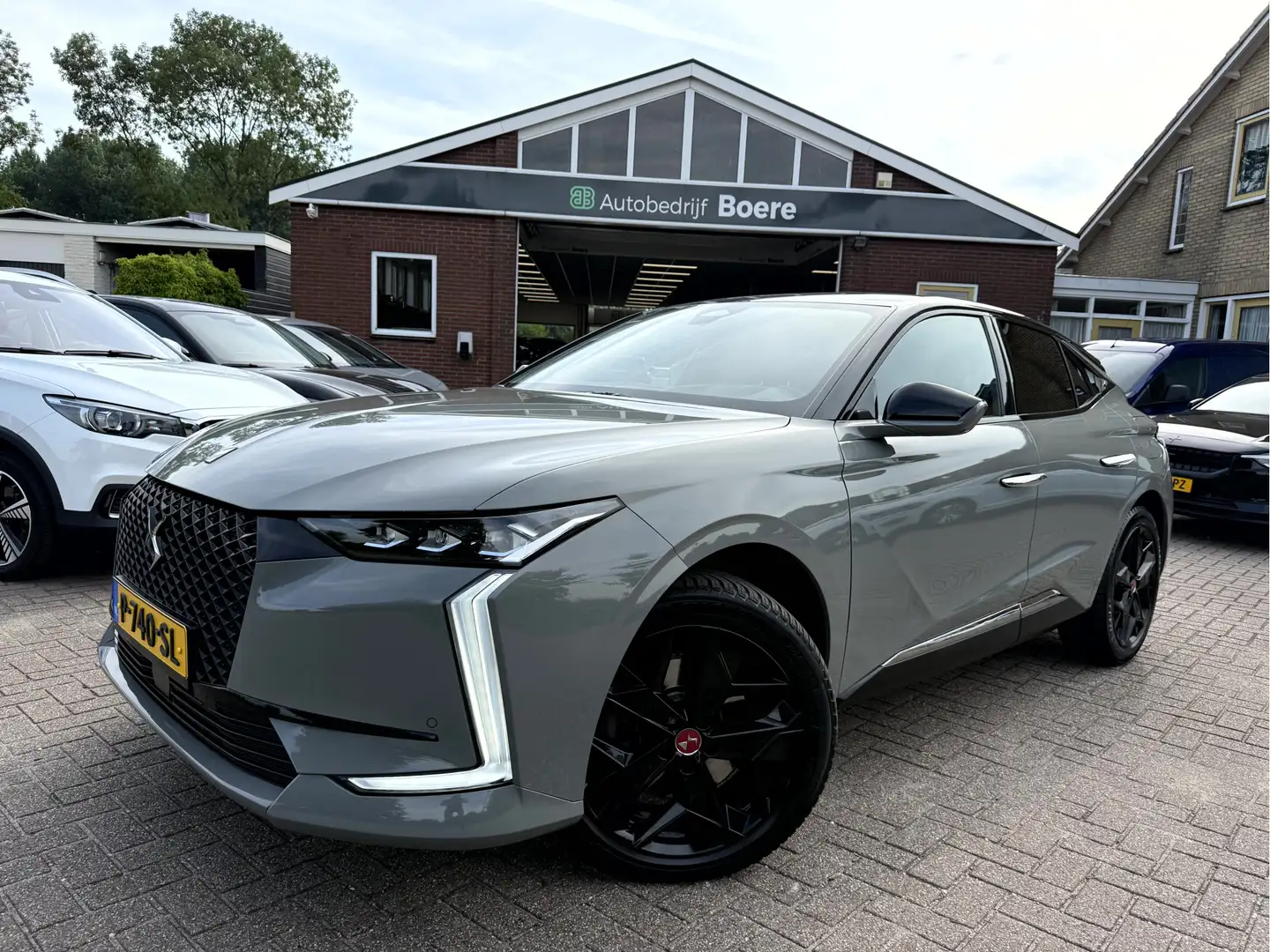 DS Automobiles DS 4 E-Tense Performance Line+ 360'Camera, Afn.Trekhaak Grijs - 1