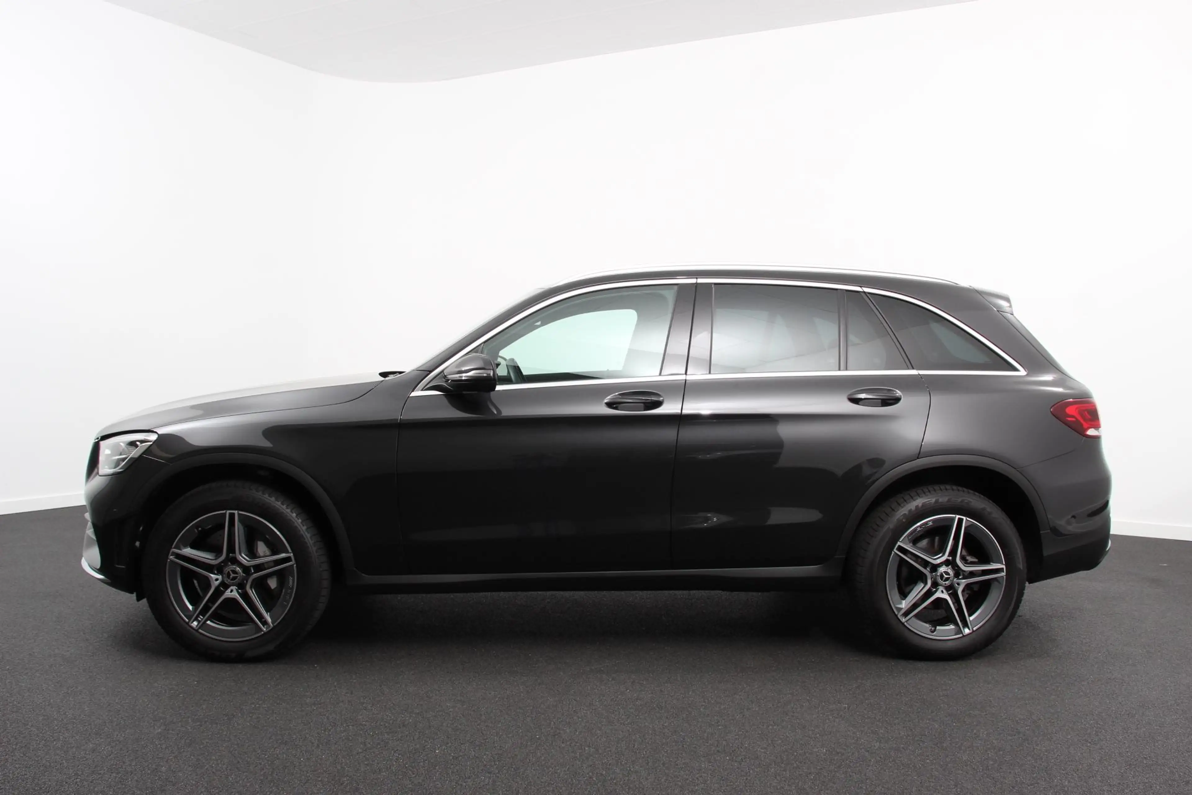 Mercedes-Benz GLC 300 300e 4MATIC AMG PHEV Navigatie Half leder Sportsto — photo 7