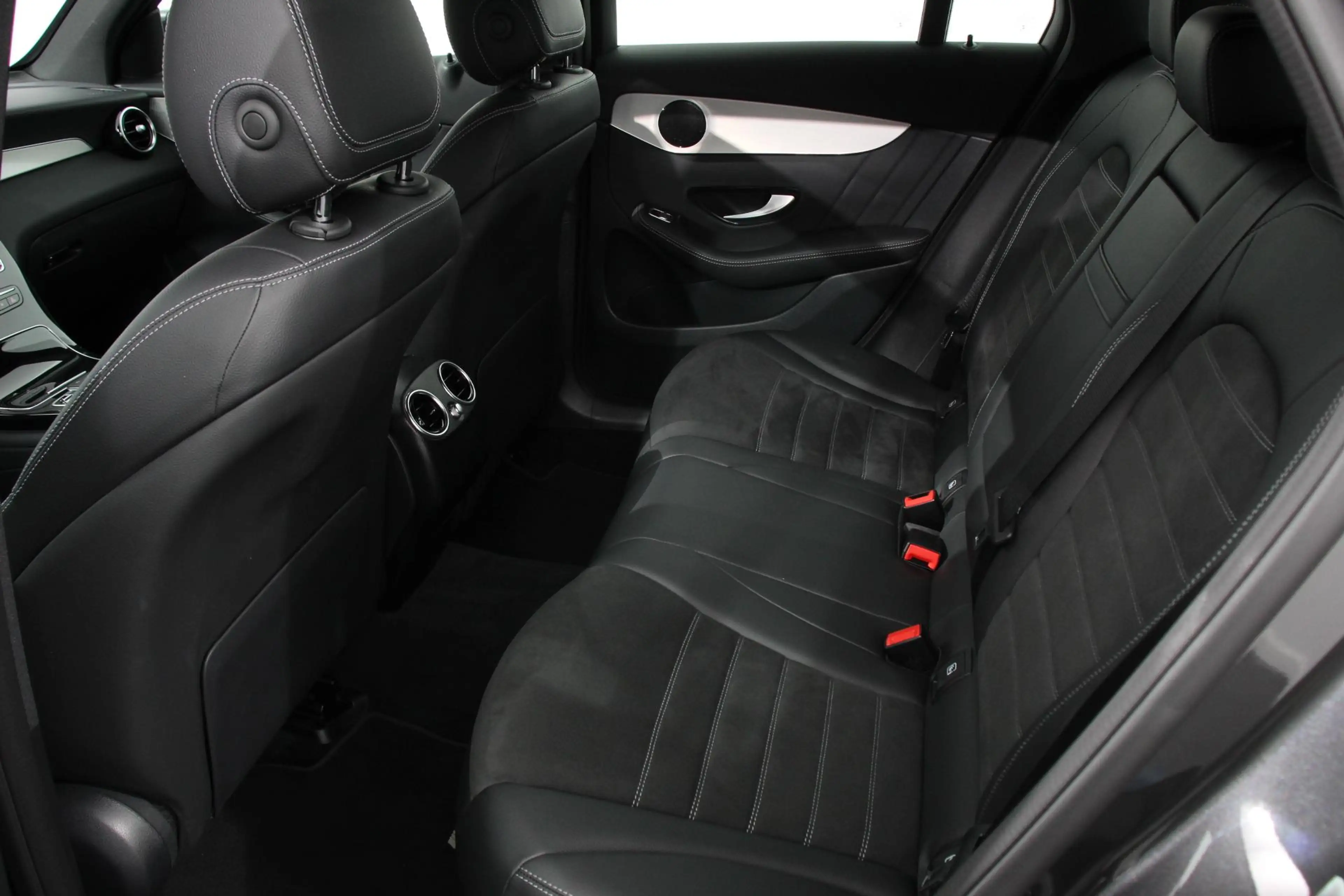 Mercedes-Benz GLC 300 300e 4MATIC AMG PHEV Navigatie Half leder Sportsto — photo 11