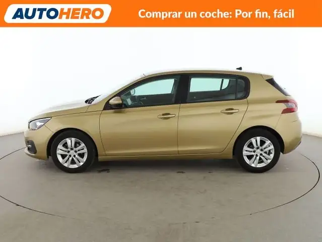 Peugeot 308 view 3