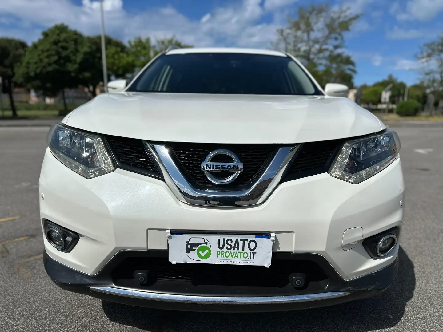 Nissan X-Trail 1.6 dci AUTOMATICA xtronic E6 Tagliando + Garanzia Blanco - 1