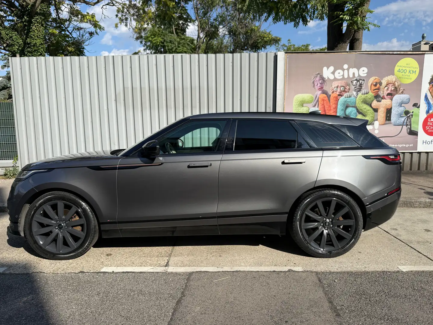 Land Rover Range Rover Velar Range Rover Velar D300 Allrad R-Dynamic Aut. R-Dynamic HSE Beige - 1