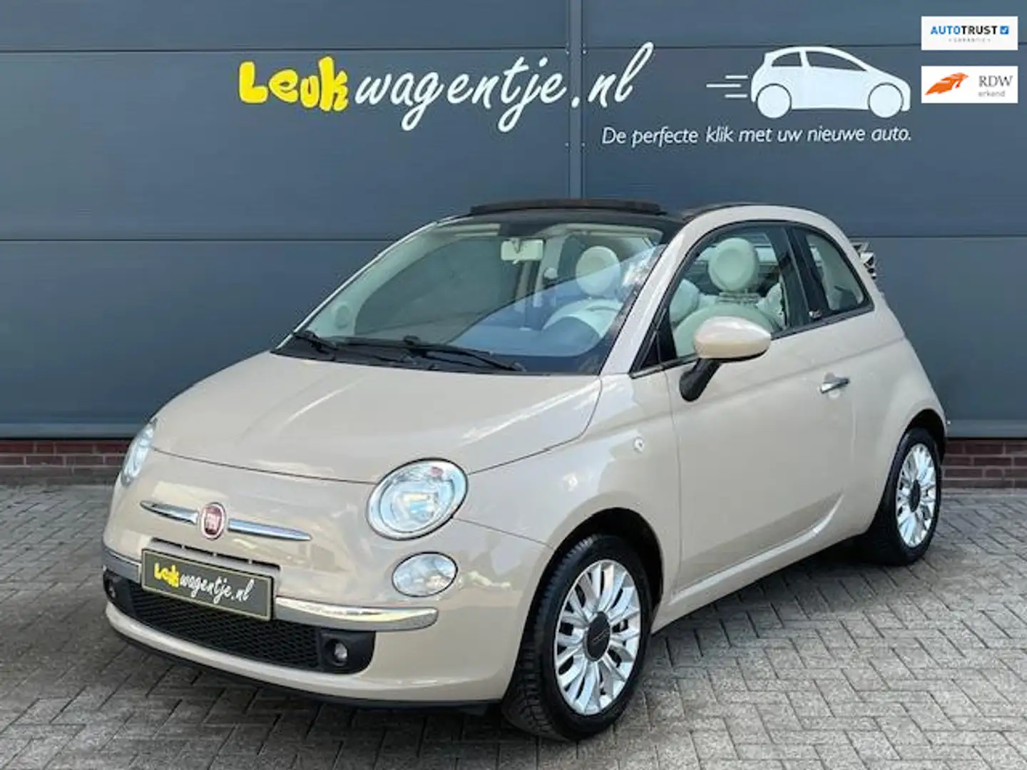 Fiat 500C 1.2 Lounge Cabrio *cappuccino *distr. riem nieuw Brown - 1