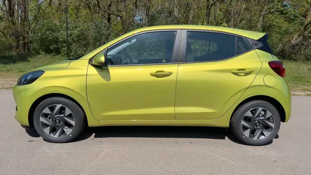 Hyundai I10 view 7