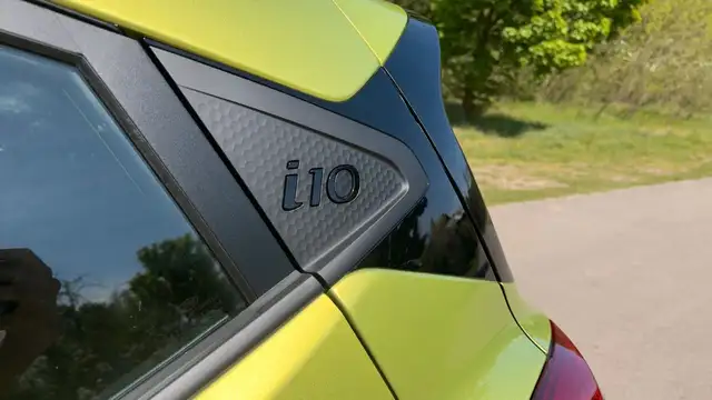 Hyundai I10 view 12