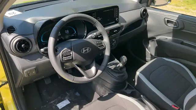 Hyundai I10 view 13