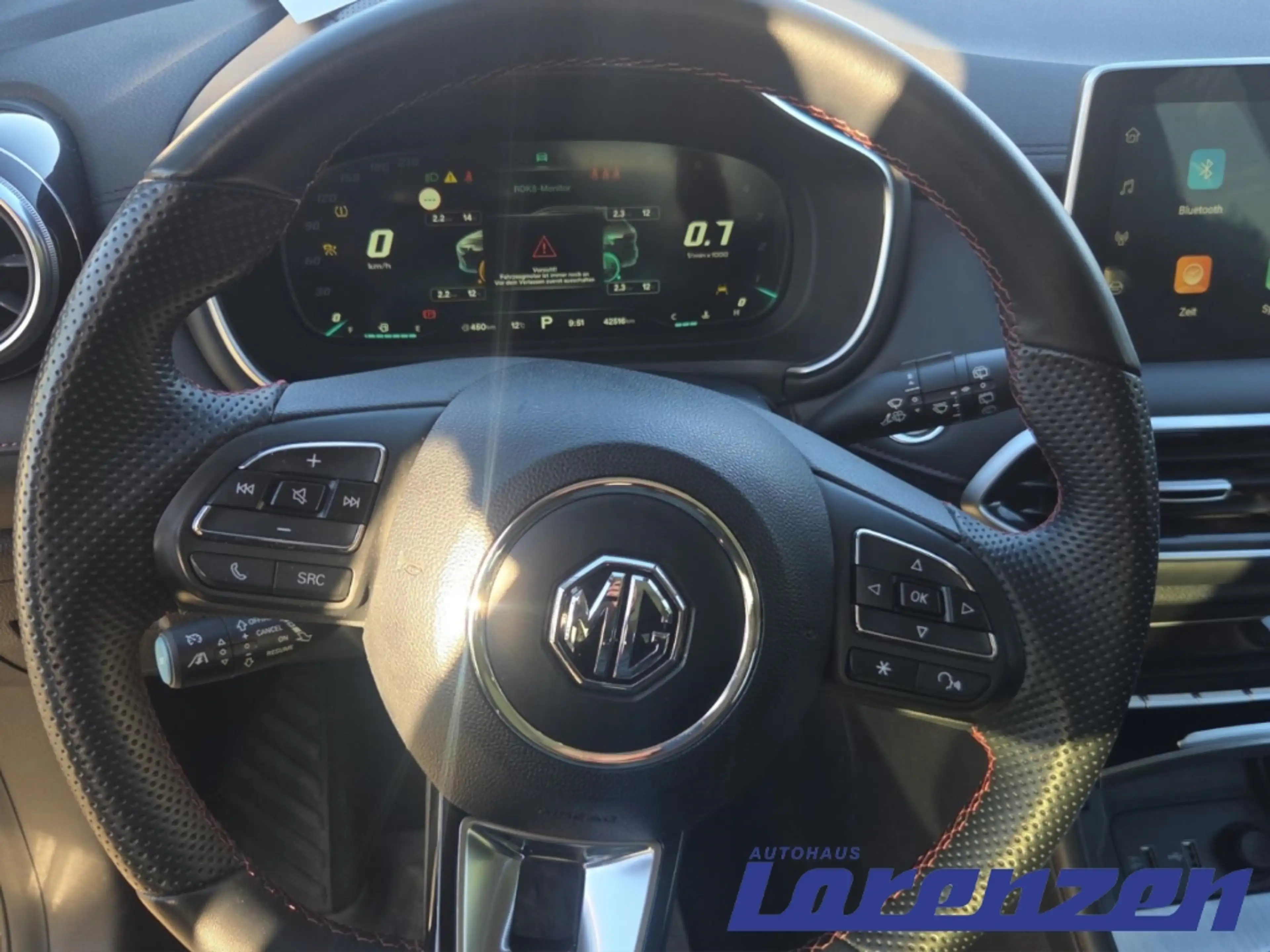 MG HS Luxury 1.5 DCT 2WD Lux Sunroof El. Panodach Navi D — photo 10