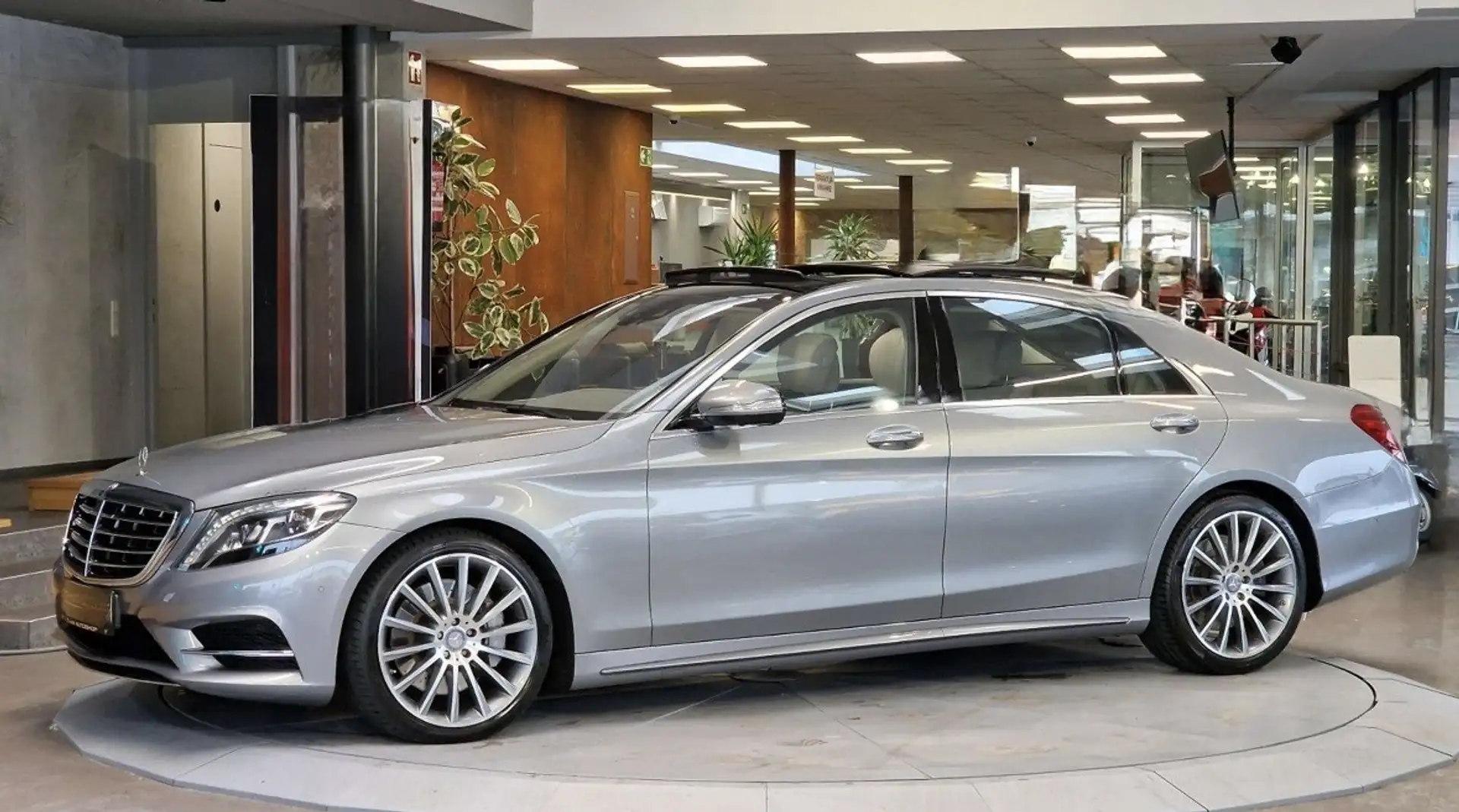 Mercedes-Benz S 500 Allrad, Burmester, Pano, Panorama, Scheckheft - 1