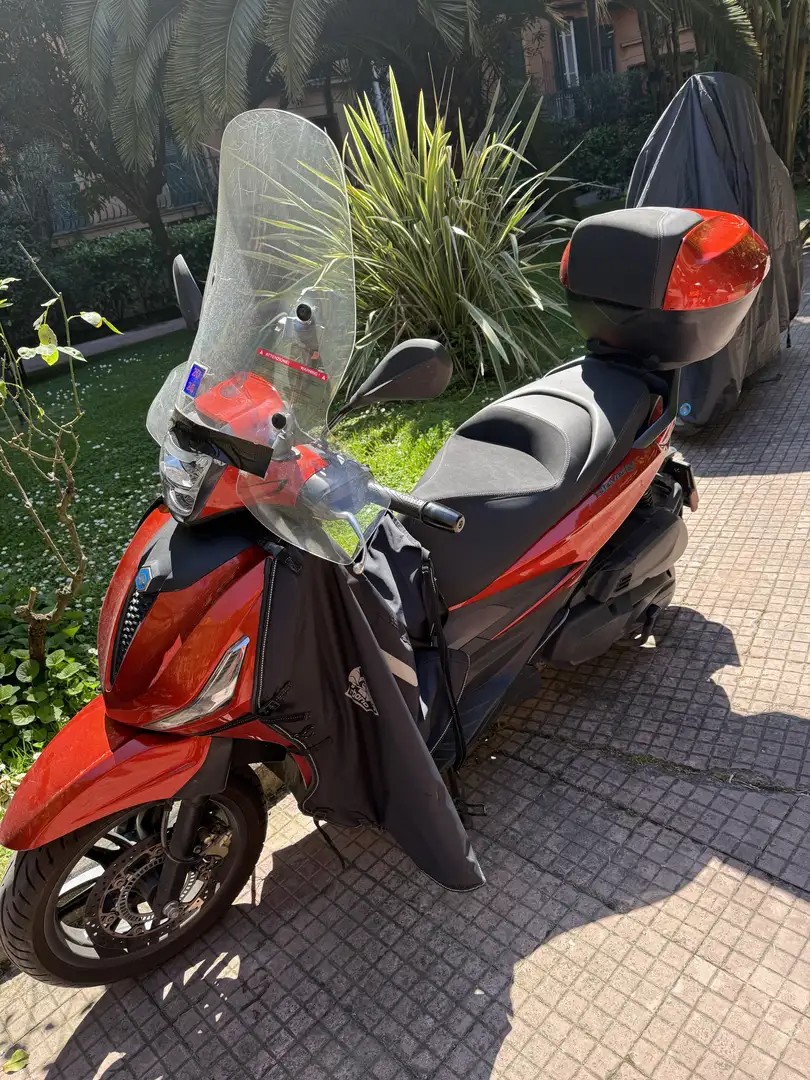 Piaggio Beverly 400 S - 2