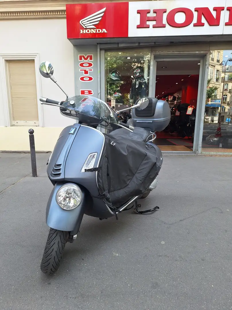 Vespa GTS 300 Grigio - 1