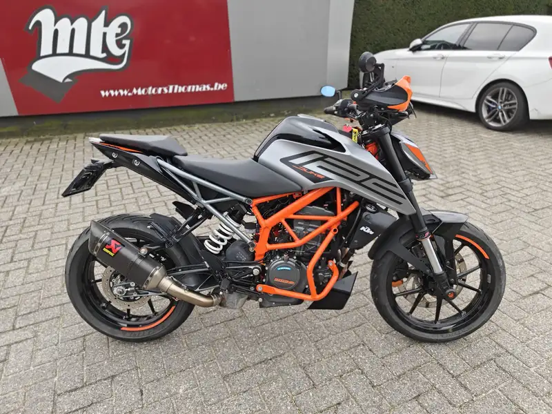 KTM 125 Duke - foto 4