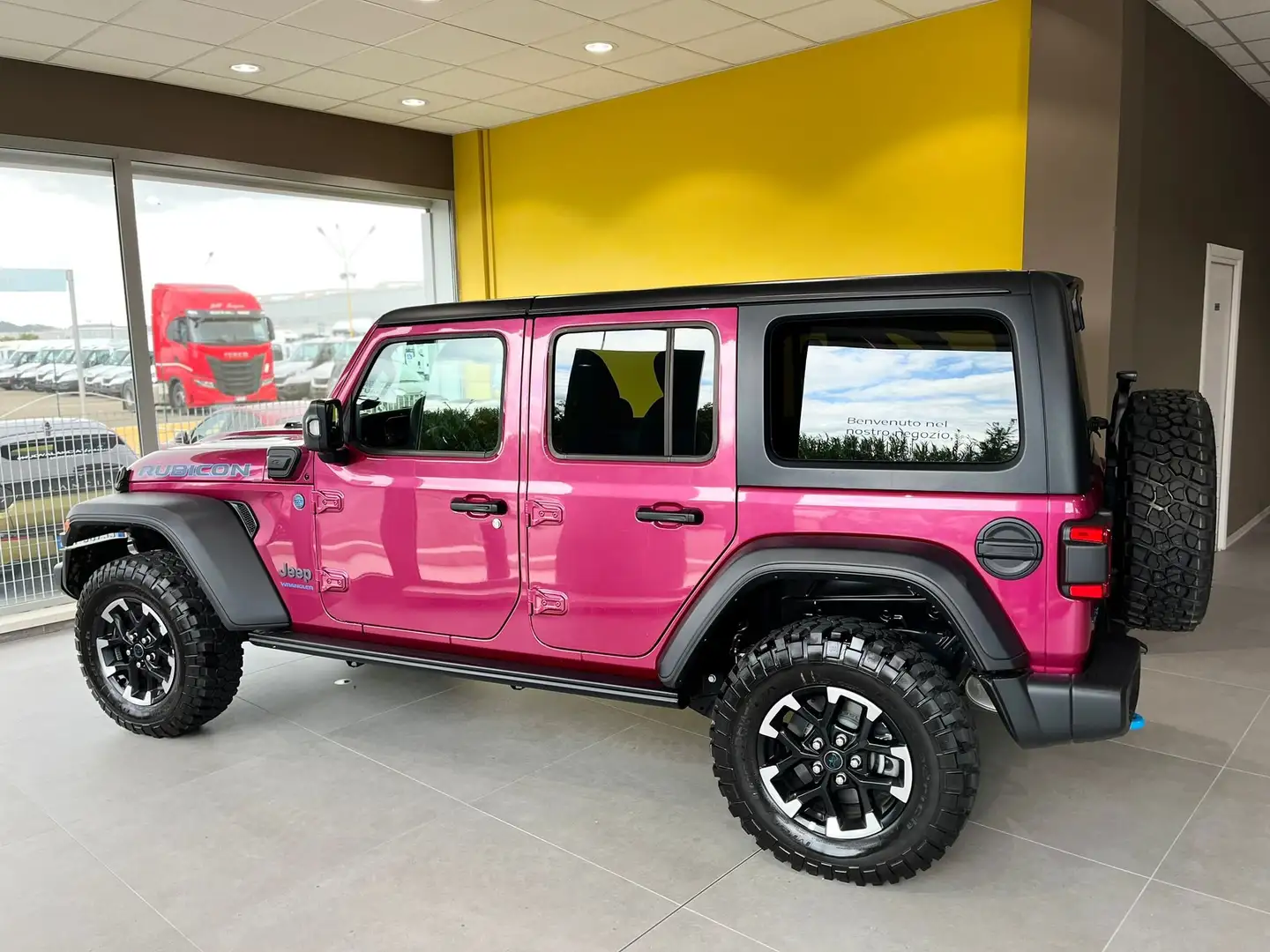 Jeep Wrangler PLUG-IN HYBRID 2.0M4xe PHEV AT8 km0 Mor - 2