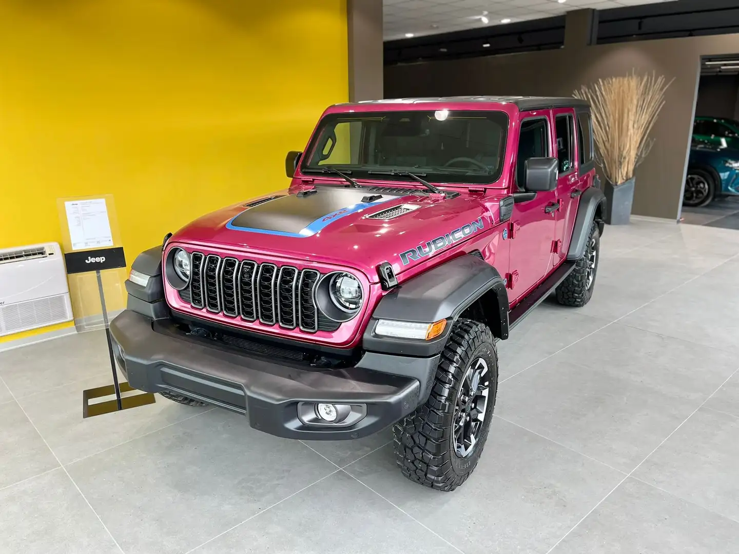 Jeep Wrangler PLUG-IN HYBRID 2.0M4xe PHEV AT8 km0 Mor - 1