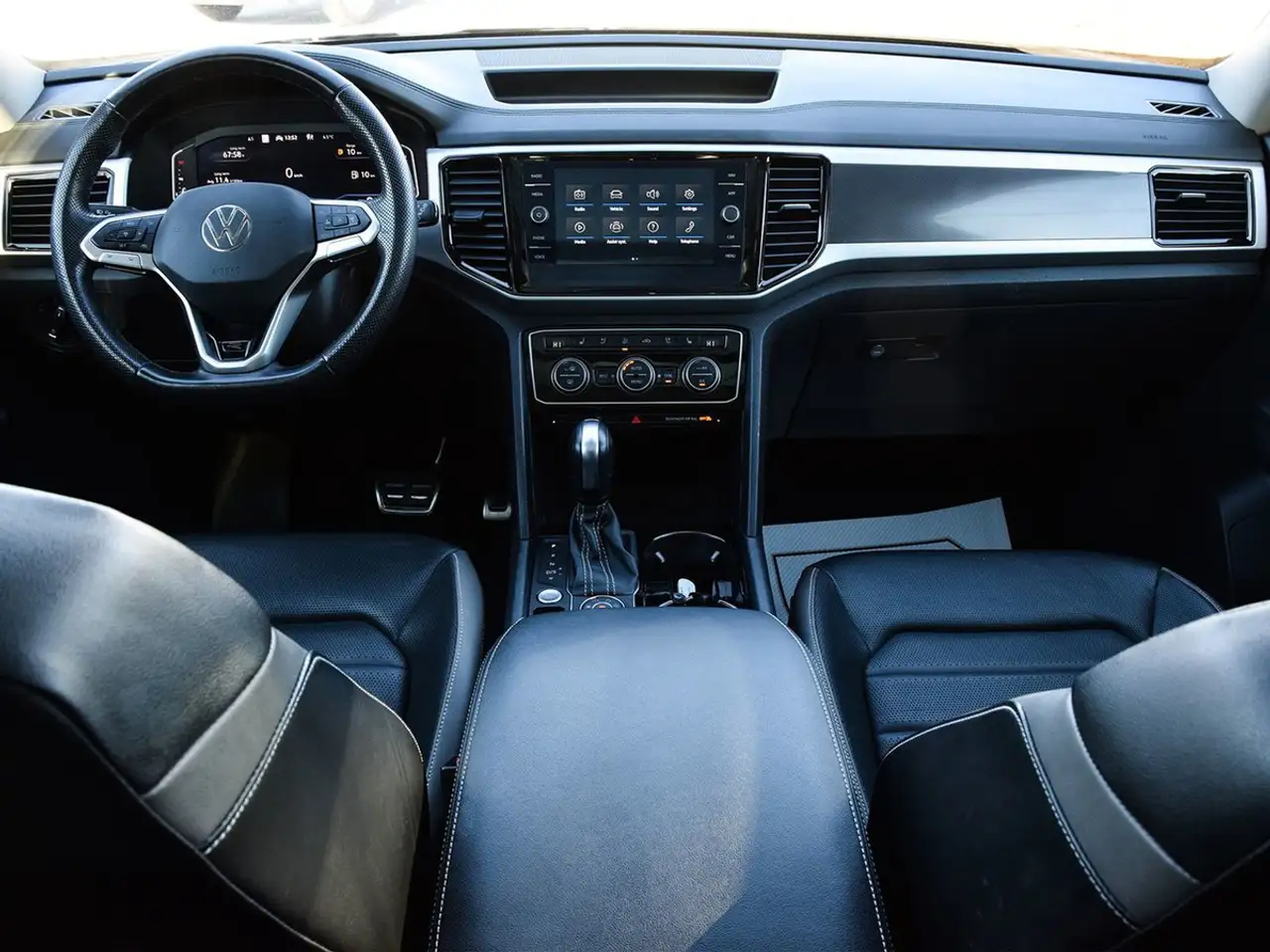 Volkswagen Atlas снимка Volkswagen Atlas