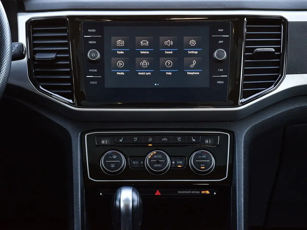 Volkswagen Atlas снимка Volkswagen Atlas