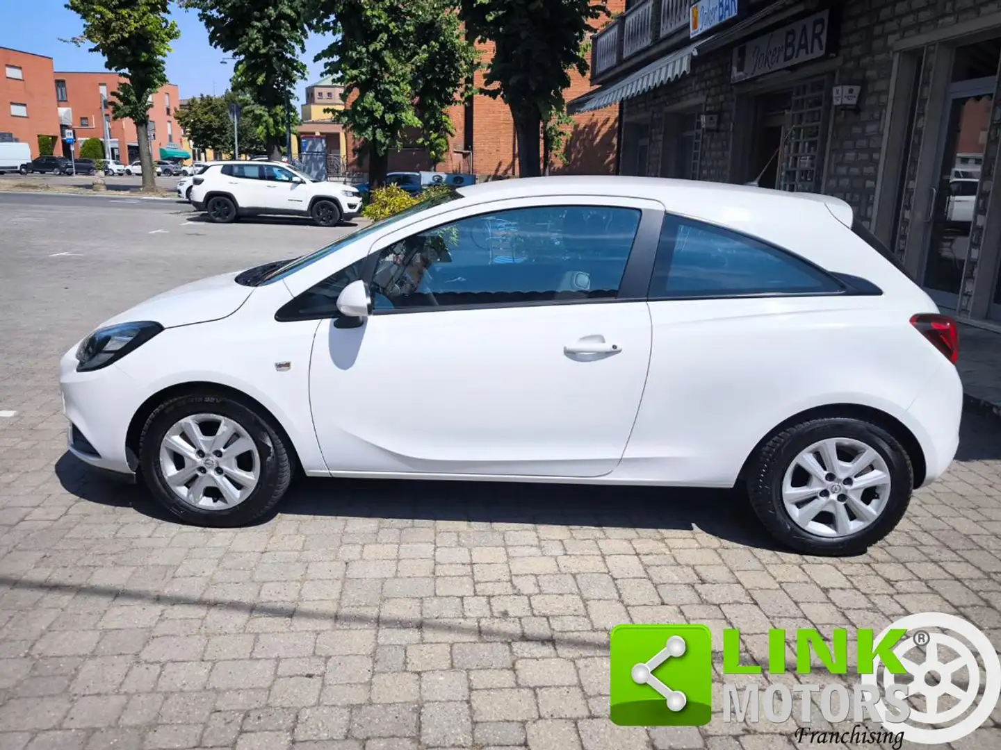 Opel Corsa 1.2 Coupé b-Color Blanc - 2