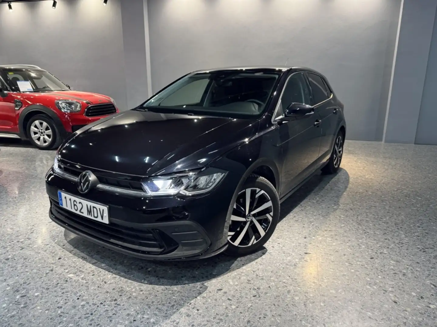 Volkswagen Polo 1.0 TSI Life 70kW Negro - 2