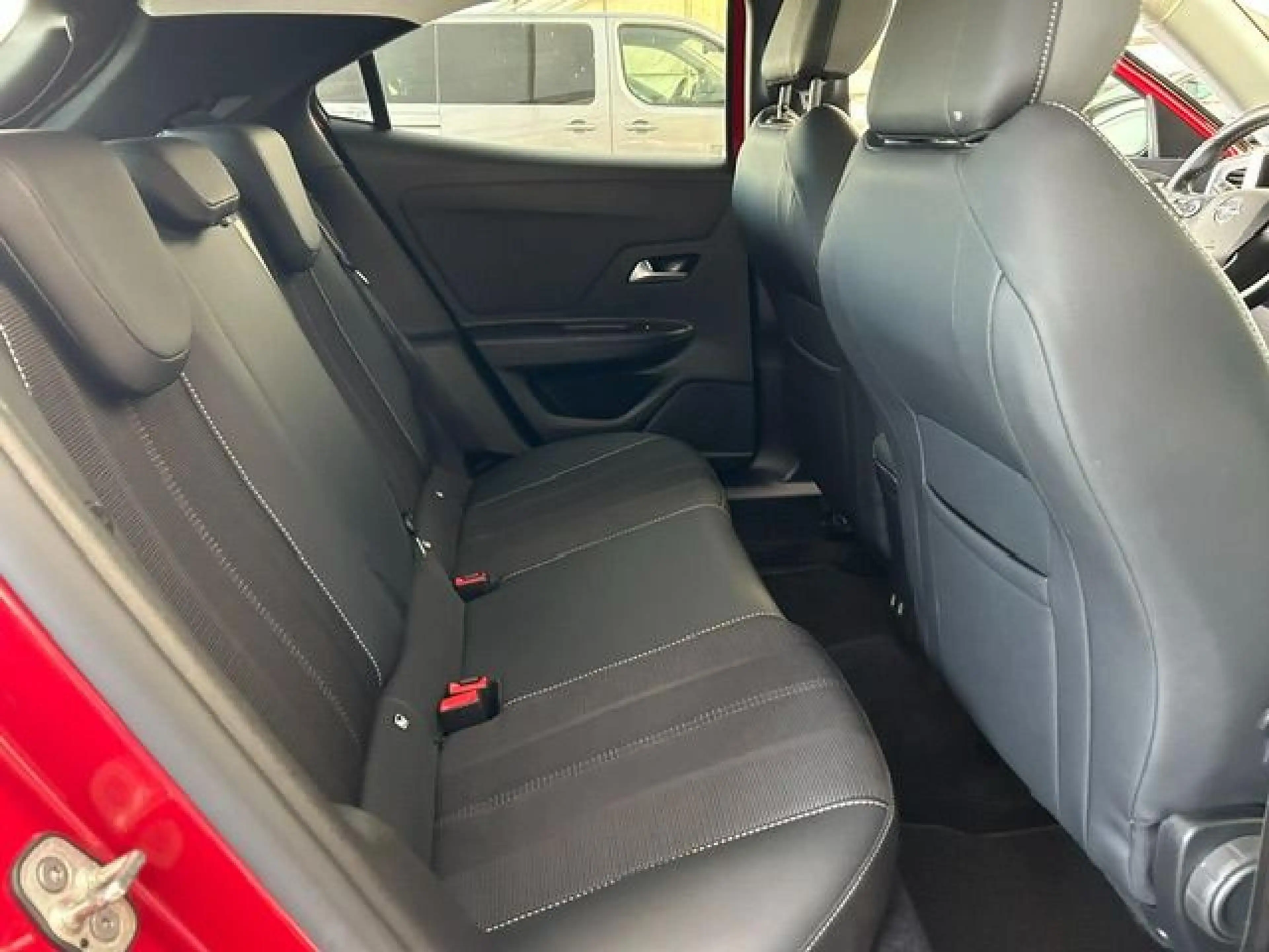 Opel Mokka Elegance — photo 15